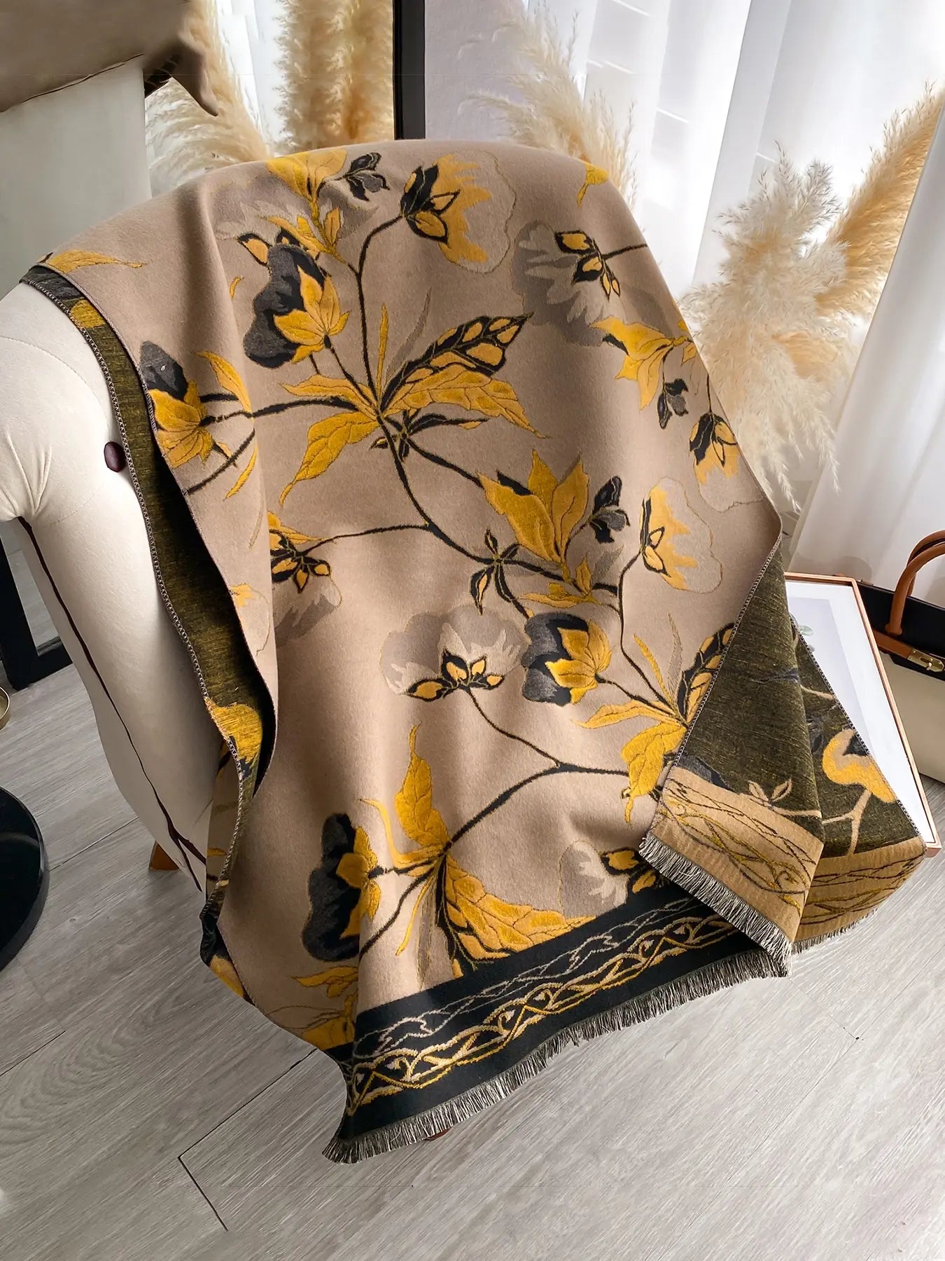 Elegant Floral Knit Scarf for Women, Boho Style Double-Sided Shawl, Fall & Winter Warm Daily Wear, Fitted Design, Floral Print Scarf, Boho Floral Scarves