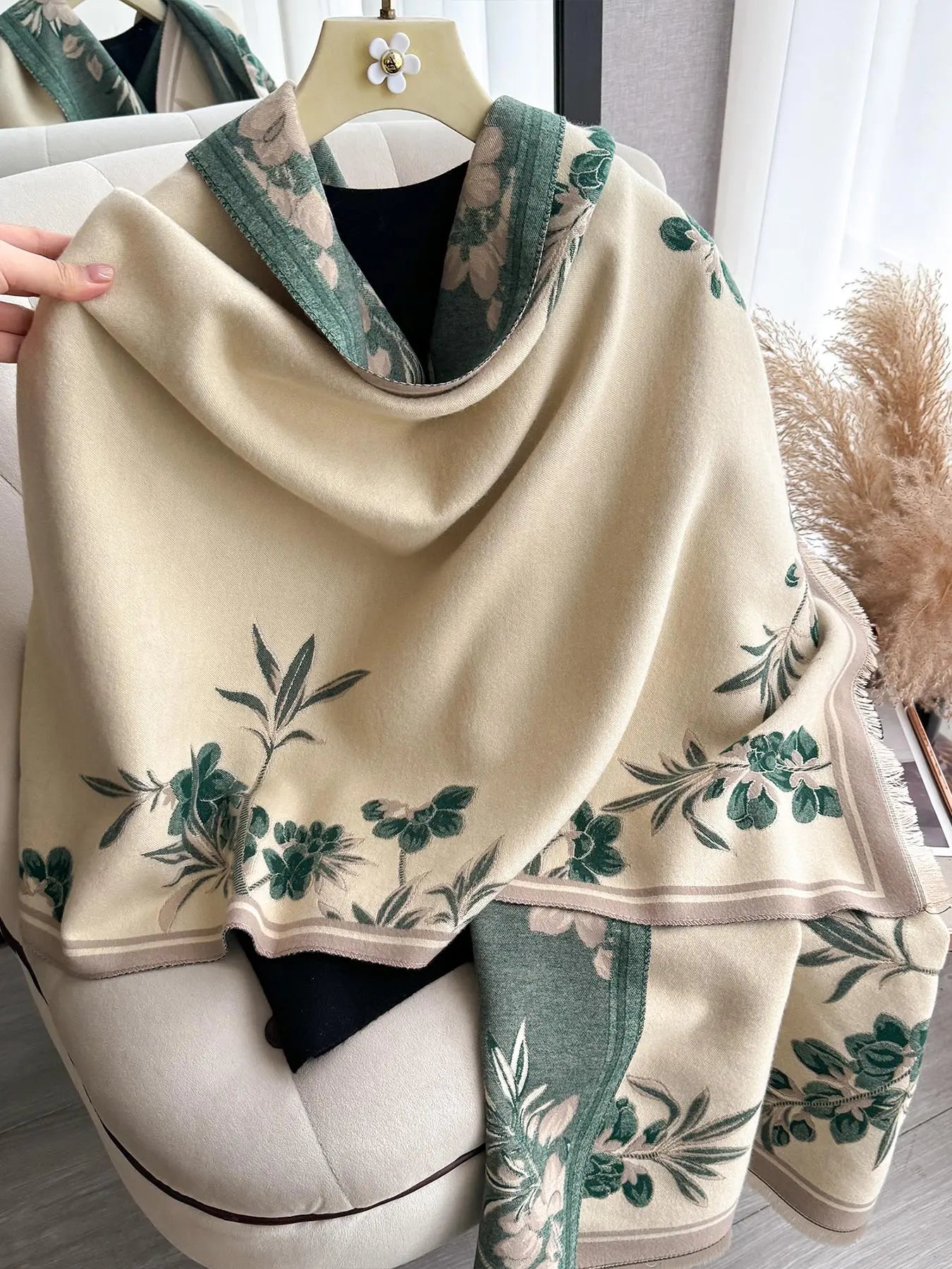 Elegant Floral Knit Scarf for Women, Boho Style Double-Sided Shawl, Fall & Winter Warm Daily Wear, Fitted Design, Floral Print Scarf, Boho Floral Scarves